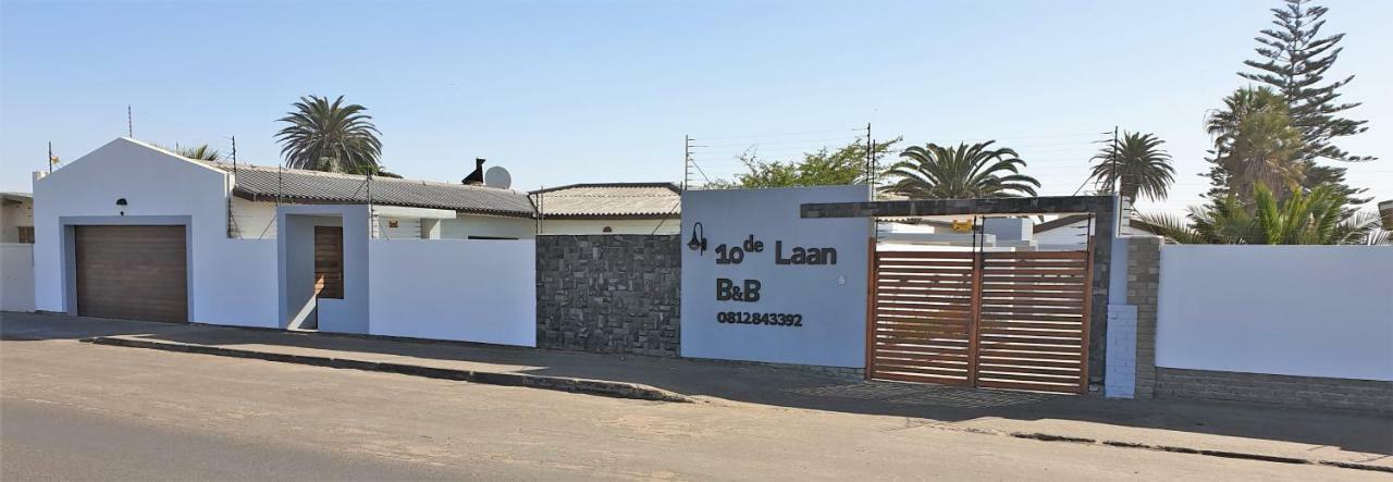 Tiende Laan Bed & Breakfast And Self-Catering Walvis Bay Bagian luar foto