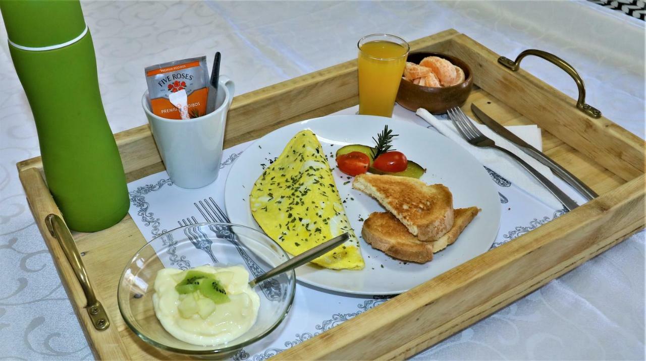 Tiende Laan Bed & Breakfast And Self-Catering Walvis Bay Bagian luar foto