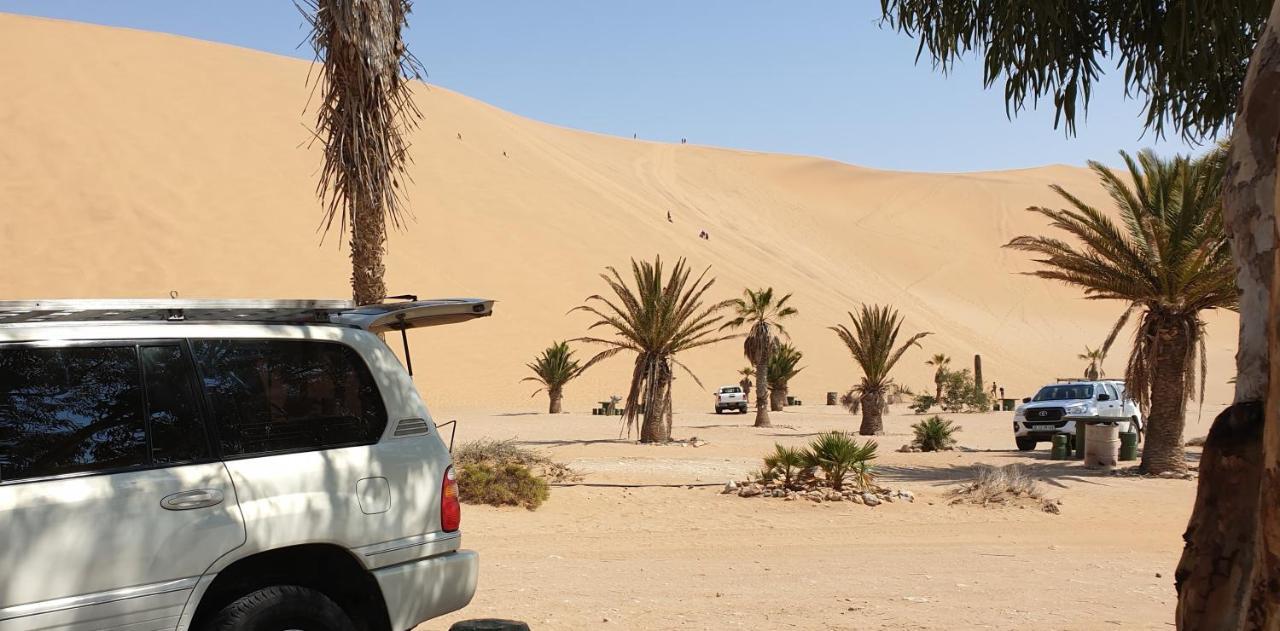 Tiende Laan Bed & Breakfast And Self-Catering Walvis Bay Bagian luar foto