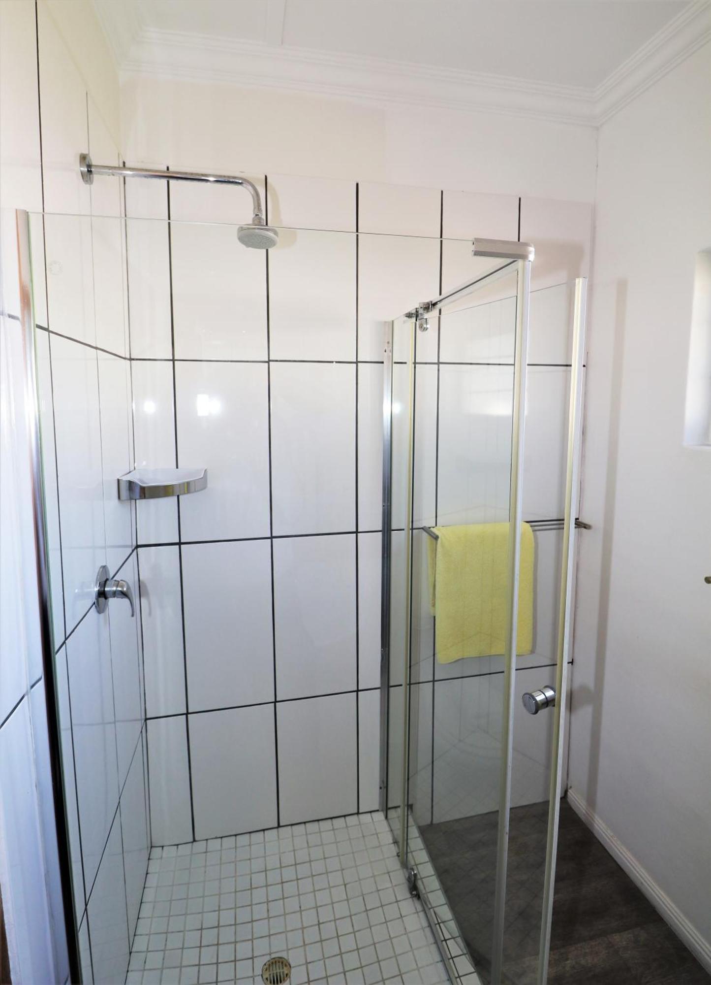 Tiende Laan Bed & Breakfast And Self-Catering Walvis Bay Bagian luar foto